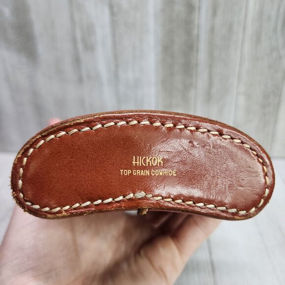 Vintage Flask Plastic Bottle with Hickok Top Grain Cowhide Brown Leather Cover - Picture 6 of 10